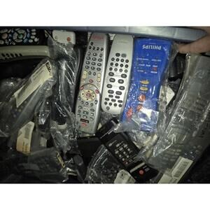 Wholesale Lot of 100 Assorted Remote Controls